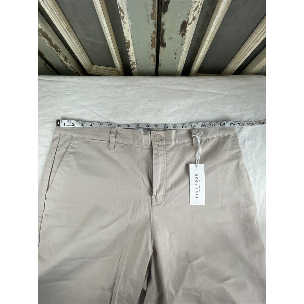 Five Four Shorts Men's Cheshire Size 38 Classic Sand High Rise 9" Inseam NWT - Picture 9 of 10